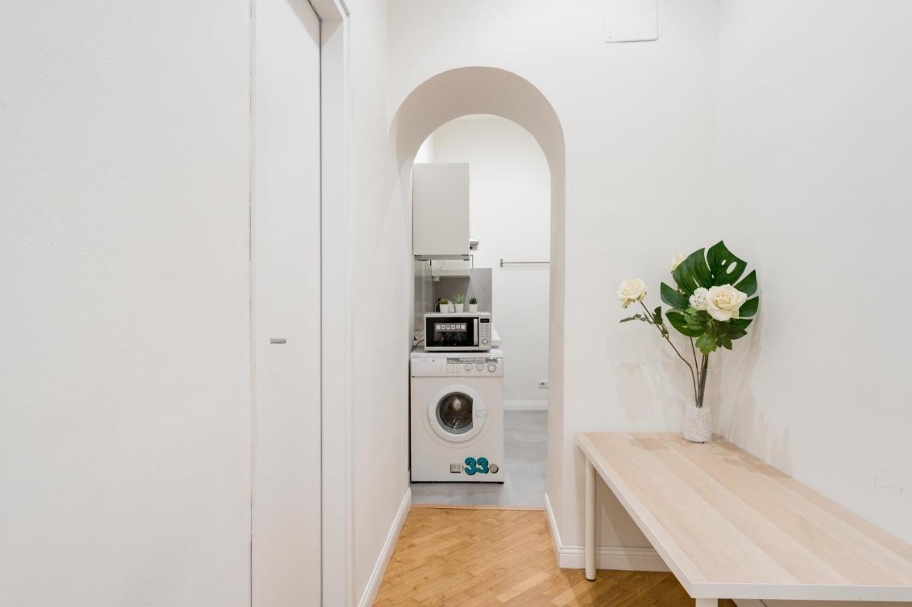 רומא Famm Apartments - Charming And Cozy Flat At Pantheon מראה חיצוני תמונה
