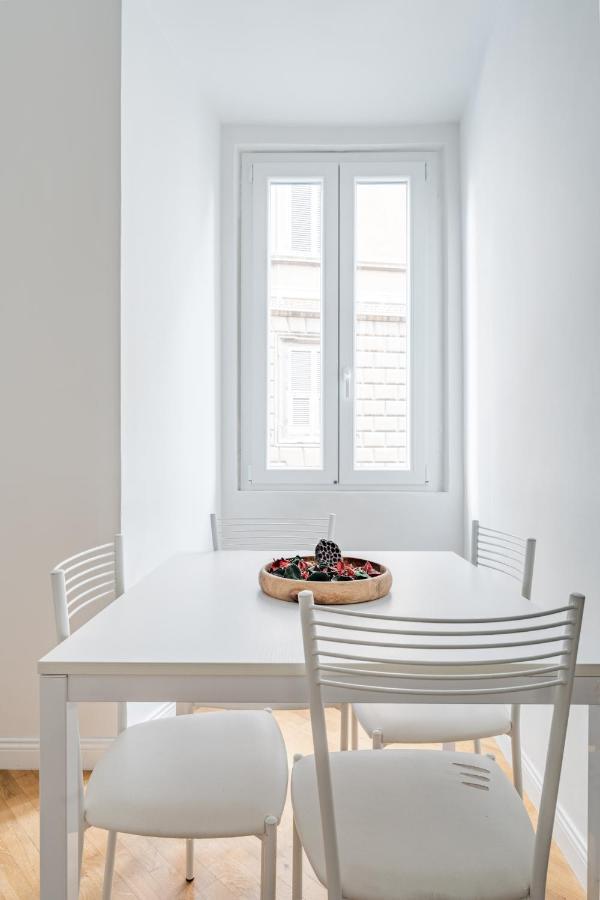 רומא Famm Apartments - Charming And Cozy Flat At Pantheon מראה חיצוני תמונה